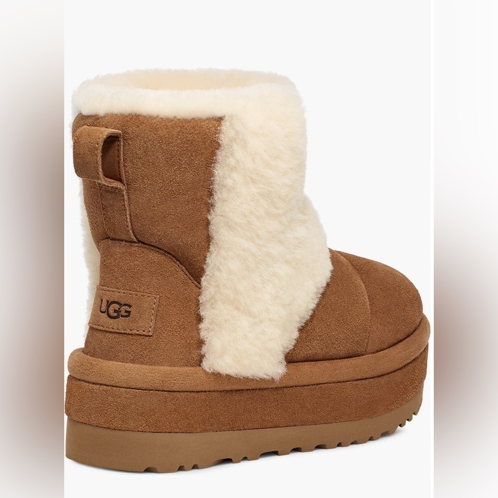 UGG Classic Chillapeak Genuine Shearling
Trimmed Boot Size 8 NWOT - Picture 2 of 15
